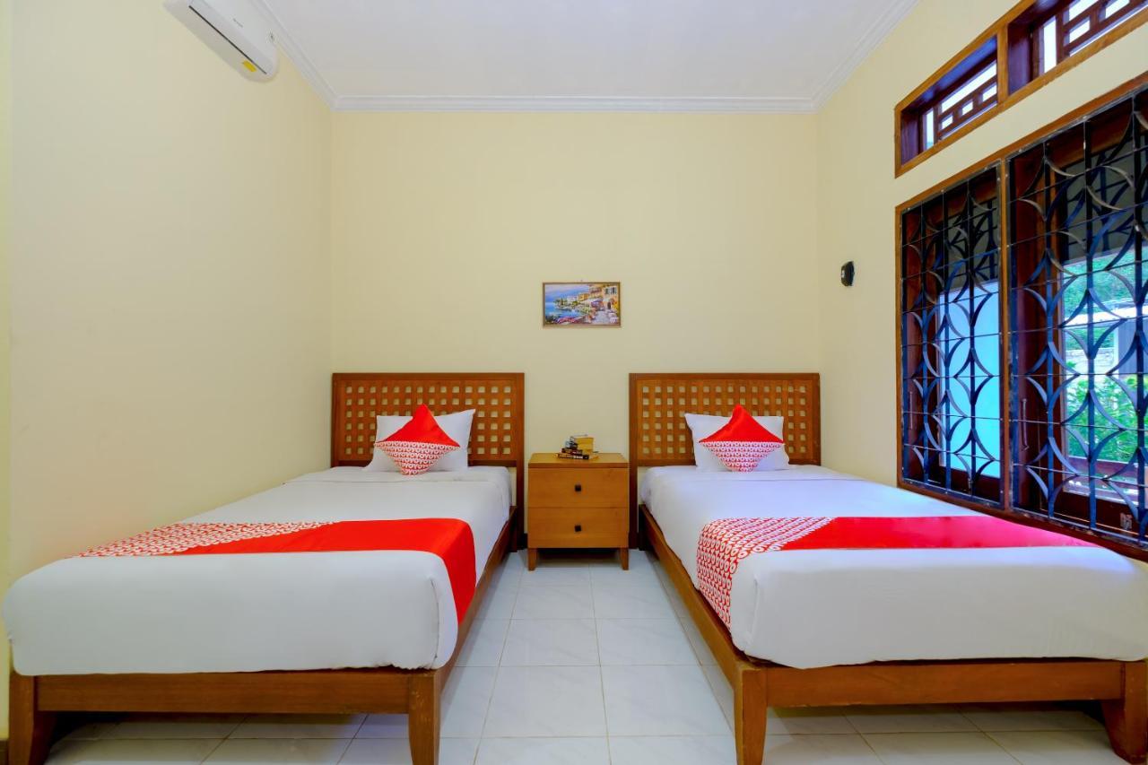 Oyo 2864 Mangsit Garden Homestay Exterior photo