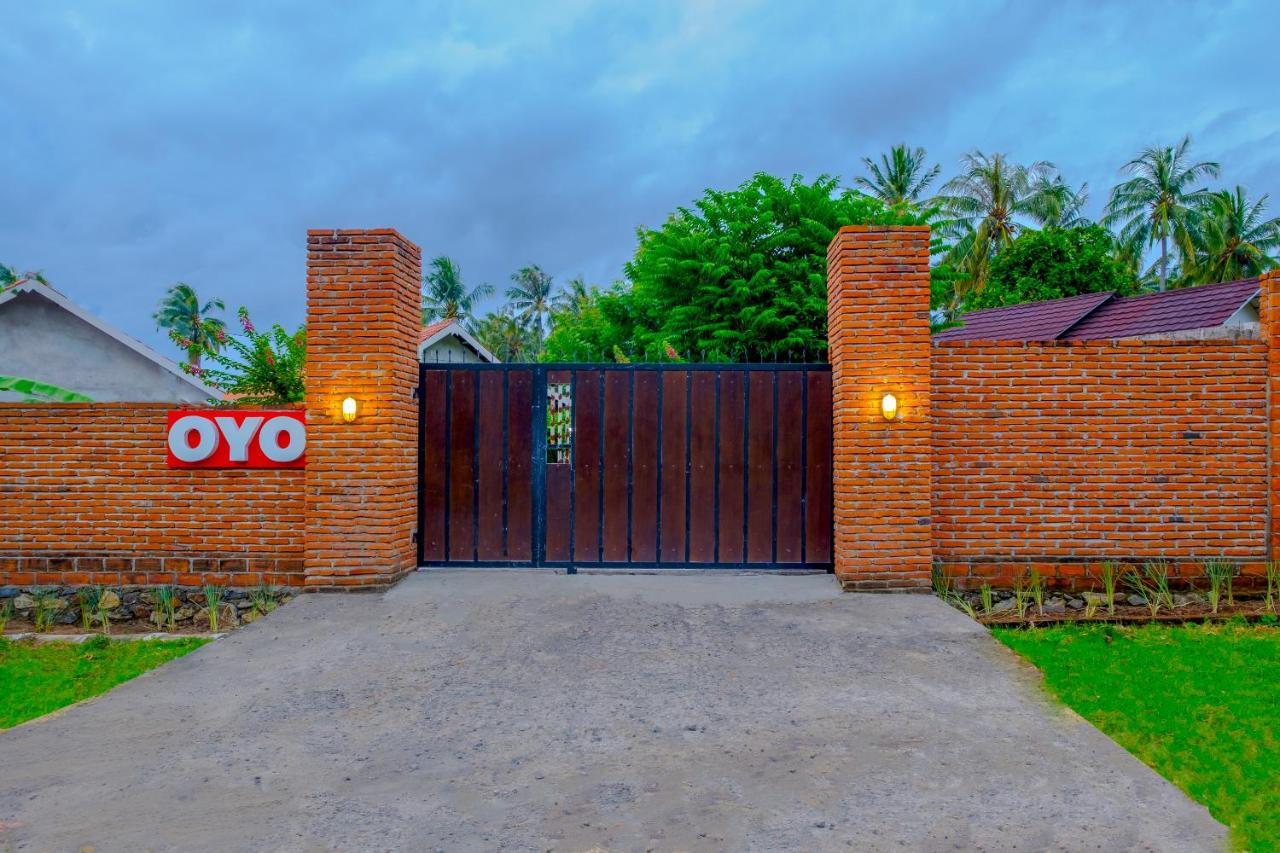 Oyo 2864 Mangsit Garden Homestay Exterior photo