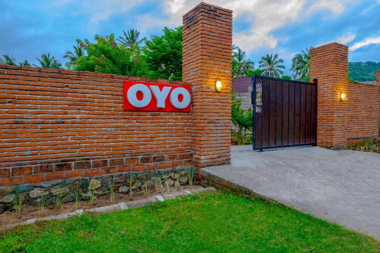 Oyo 2864 Mangsit Garden Homestay Exterior photo