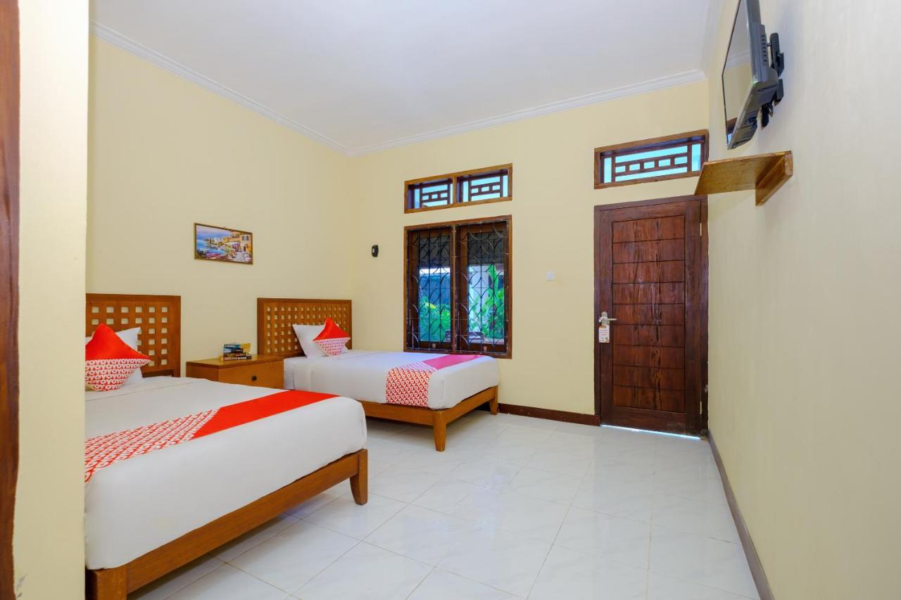Oyo 2864 Mangsit Garden Homestay Exterior photo